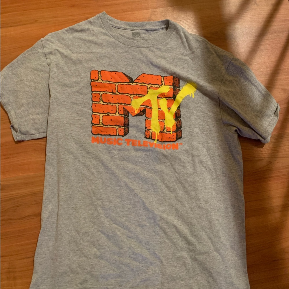 MTV graphic tee LARGE men’s